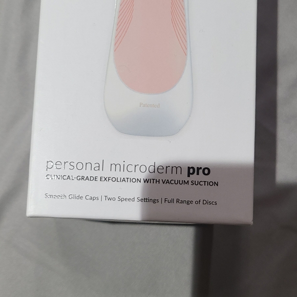 PMD Microderm Pro Device in Pink and White - Picture 2 of 6